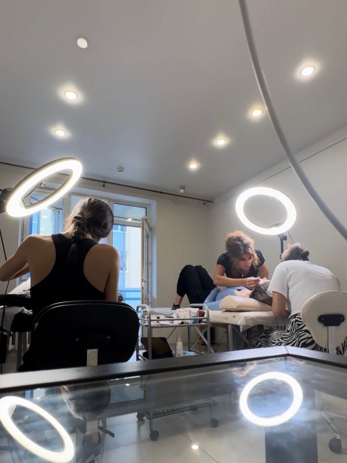 Практика учениц на моделях